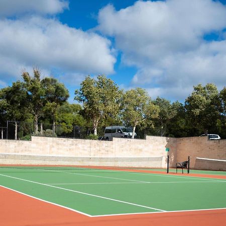 Pullman Bunker Bay Resort Margaret River Dunsborough Dış mekan fotoğraf Tennis court at the University of Western Australia
