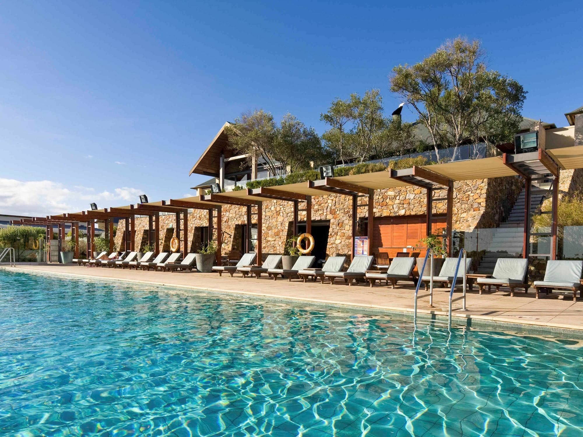 Pullman Bunker Bay Resort Margaret River Dunsborough Dış mekan fotoğraf The pool at the hotel