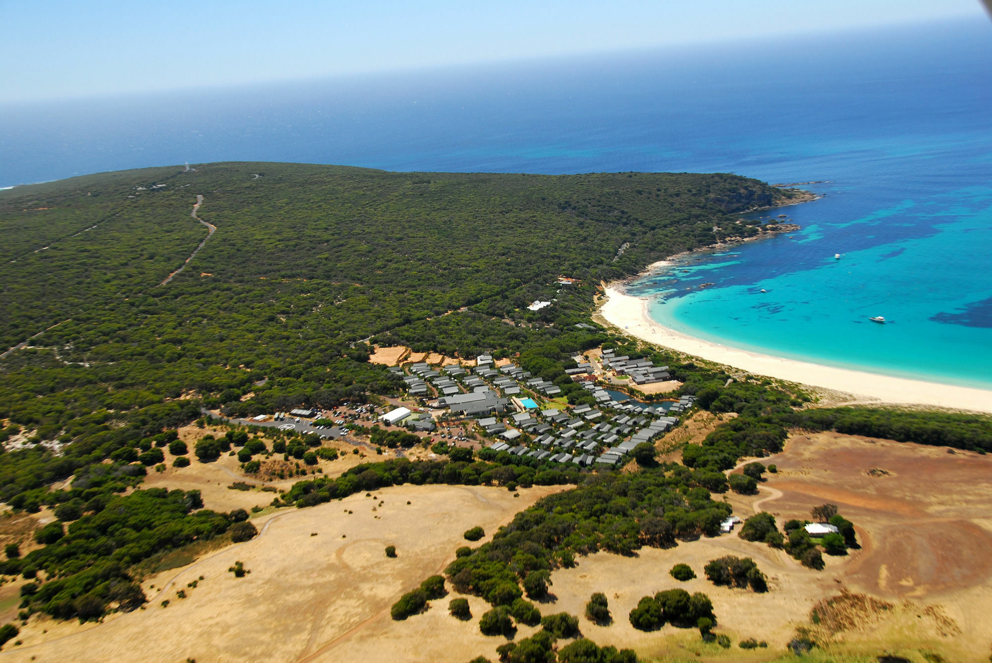 Pullman Bunker Bay Resort Margaret River Dunsborough Dış mekan fotoğraf Aerial view of the town